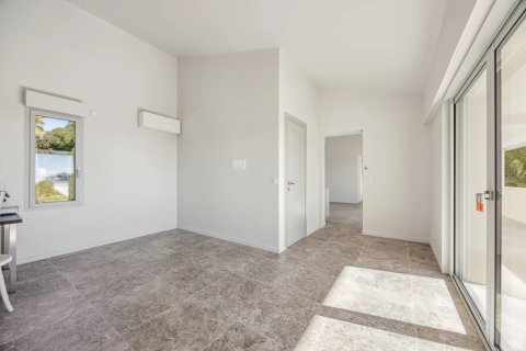 550m² Appartement à Cagnes-sur-Mer, France No. 99750 22