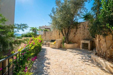 4 bedrooms Villa in Dao Huu Canh, Vietnam No. 14873 11