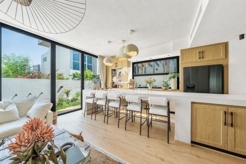 3 dormitorios Townhouse en DAMAC Hills (Akoya by DAMAC), UAE No. 119260
