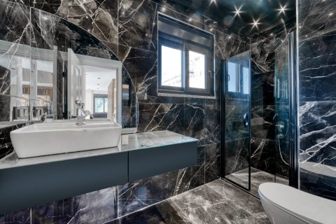 Вилла с 5 спальнями в Cai Rang, Вьетнам №12637 9