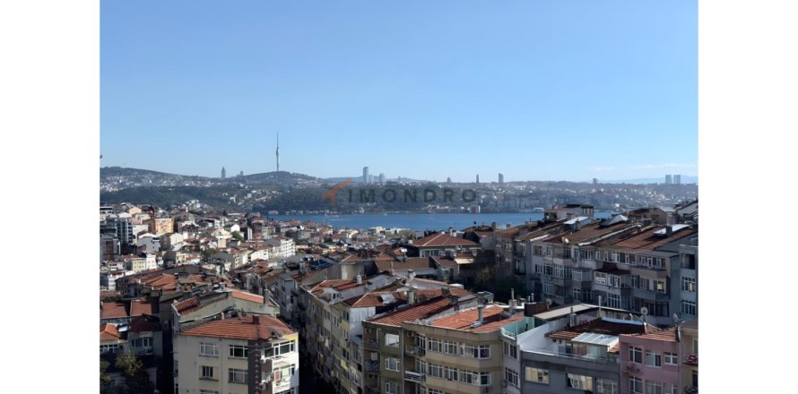 3 bedrooms Apartment in Sisli, Turkey No. 118054