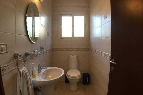 4 dormitorios House en Germasogeia, Cyprus No. 29610 2