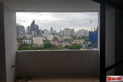 3 bedrooms Apartment in Bangkok, Thailand No. 96833 12