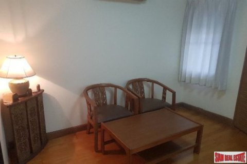 3 bedrooms Apartment in Bangkok, Thailand No. 96833 9