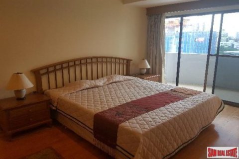 3 bedrooms Apartment in Bangkok, Thailand No. 96833 6