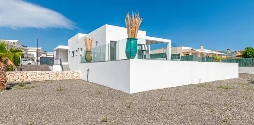 3 bedrooms Villa in La Nucia, Spain No. 128848