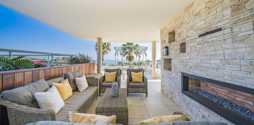 3 chambres Appartement à Antibes, France No. 69138