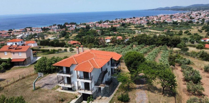 Мезонет с 4 спальнями в Халкидики, Греция №107654