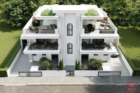 3 dormitorios Apartment en Larnaca, Cyprus No. 32569 2