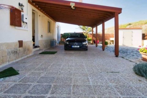 Дом с 3 спальнями в Мони, Кипр №101102 11