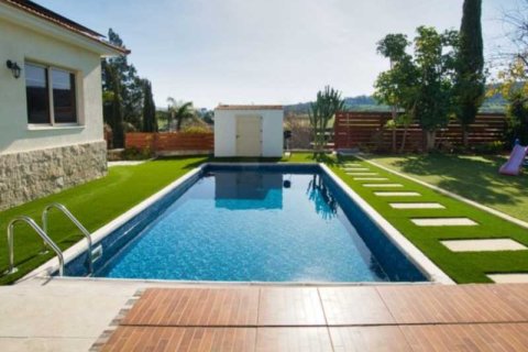 Дом с 3 спальнями в Мони, Кипр №101102 1