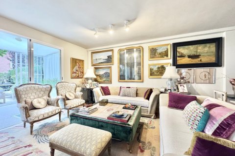 4 bedrooms Duplex in Madrid, Spain No. 116965