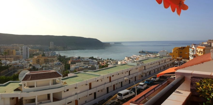 3 bedrooms Apartment in Los Cristianos, Spain No. 129468