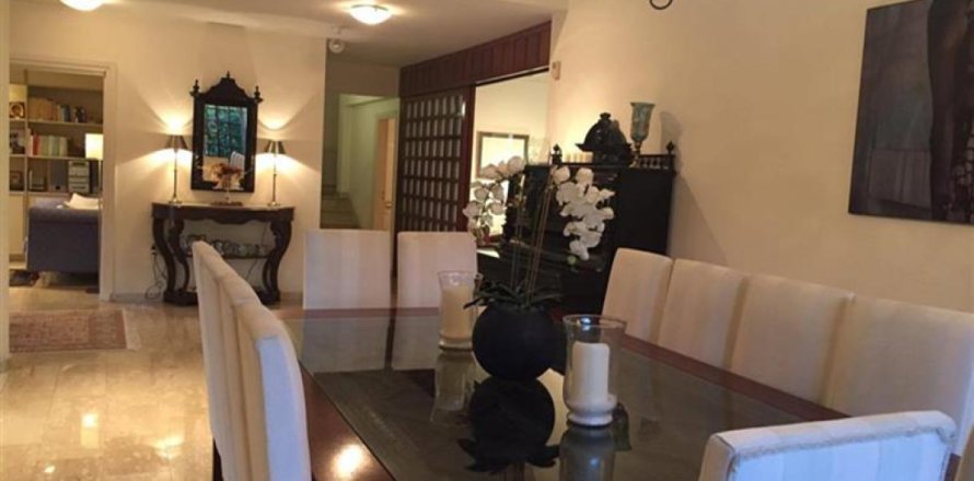 Studio Villa in Limassol, Cyprus No. 105623