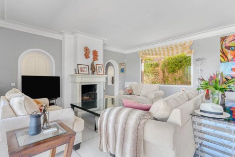 Вилла с 5 спальнями в Муан-Сарту, Франция №70901 8