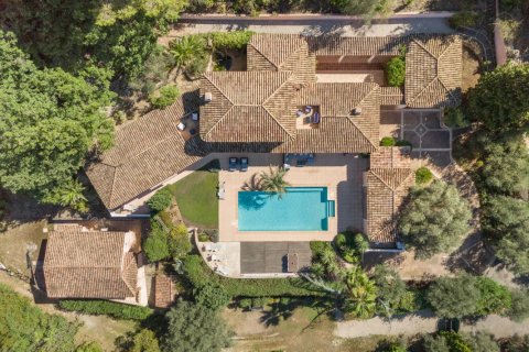 Вилла с 5 спальнями в Муан-Сарту, Франция №70901 3