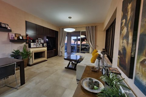 6 bedrooms Villa in Paphos, Cyprus No. 70545 8