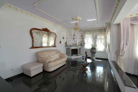 5 bedrooms Villa in Ayia Napa, Cyprus No. 36582 18