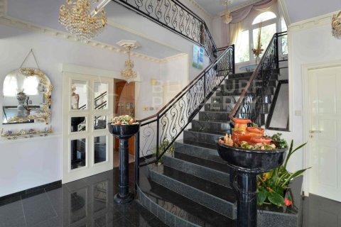 5 bedrooms Villa in Ayia Napa, Cyprus No. 36582 20