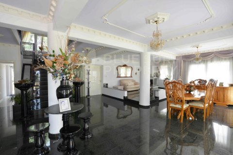 5 bedrooms Villa in Ayia Napa, Cyprus No. 36582 15