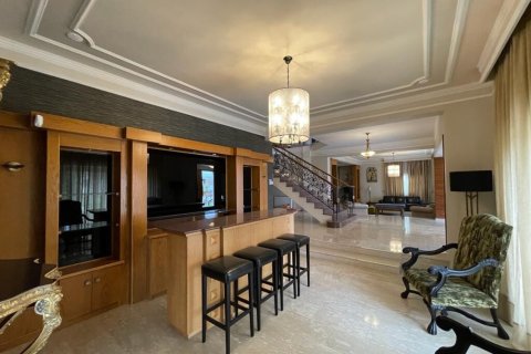 6 rooms Villa in Limassol, Cyprus No. 107082 2