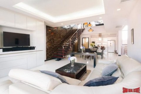 3 bedrooms Villa in Rawai, Thailand No. 95686 10