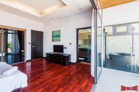 3 bedrooms Villa in Rawai, Thailand No. 95686 5