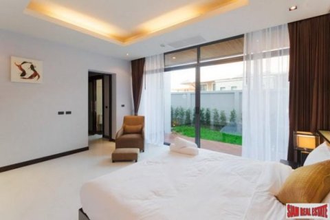 3 bedrooms Villa in Rawai, Thailand No. 95686 8