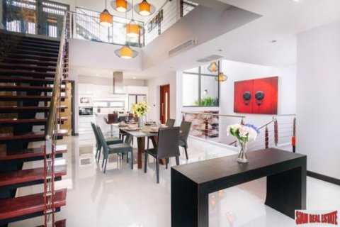 3 bedrooms Villa in Rawai, Thailand No. 95686 11