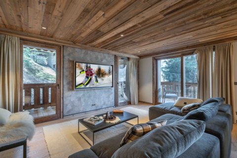 Квартира с 3 спальнями в лез Аллюэ, Франция №100163 3