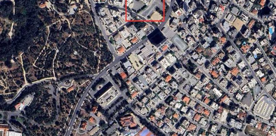 Commercial property en Nicosia, Cyprus No. 43980
