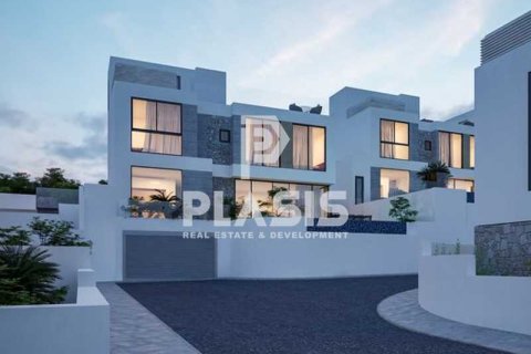 3 bedrooms Villa in Germasogeia, Cyprus No. 101513 1