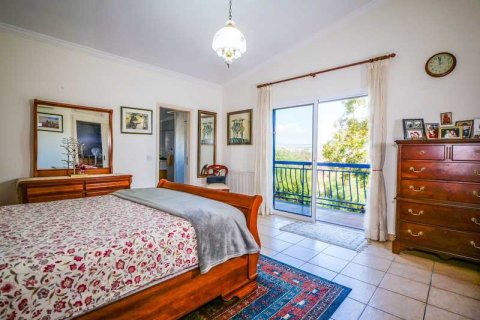 5 bedrooms Villa in Kolossi, Cyprus No. 72563 7