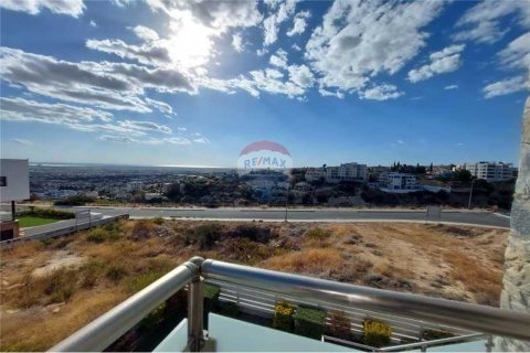 3 bedrooms House in Limassol, Cyprus No. 101678 12