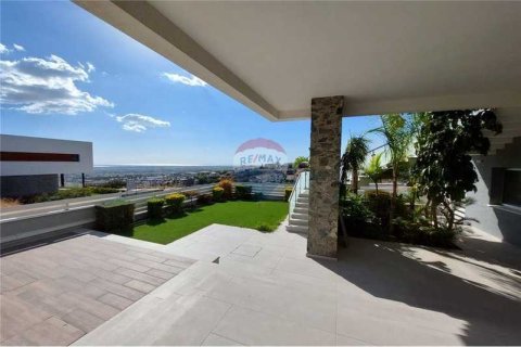 3 bedrooms House in Limassol, Cyprus No. 101678 9