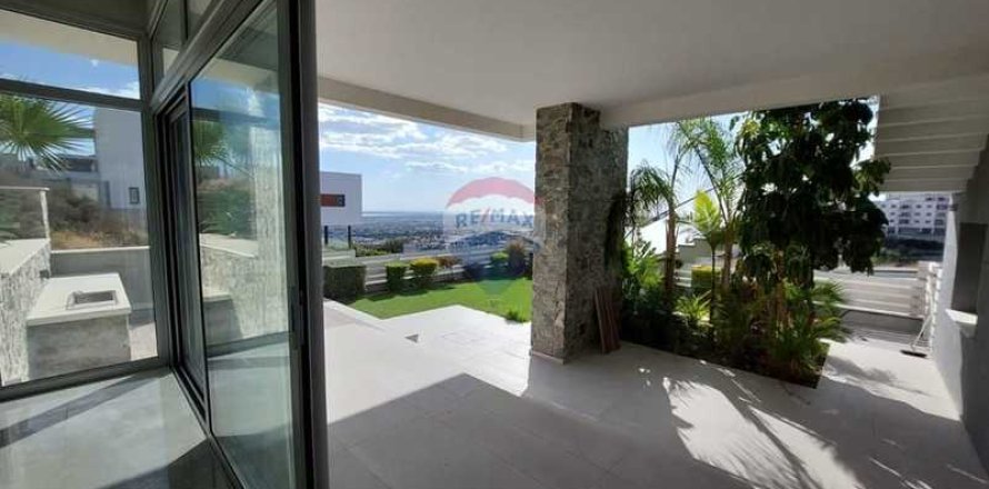 3 bedrooms House in Limassol, Cyprus No. 101678