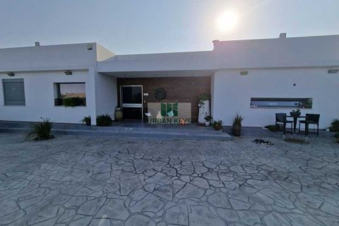 6 bedrooms House in Pano Deftera, Cyprus No. 77969 16