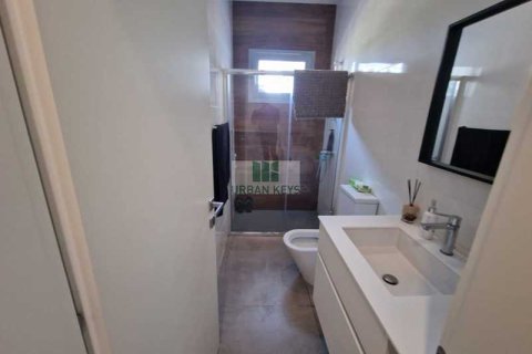 6 bedrooms House in Pano Deftera, Cyprus No. 77969 9