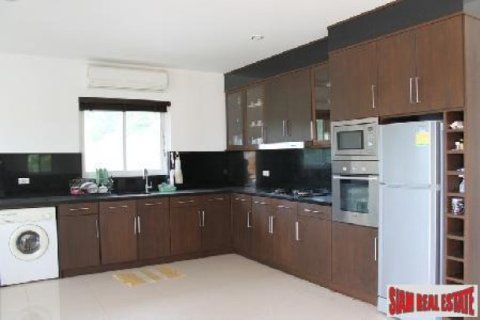 3 bedrooms House in Hua Hin, Thailand No. 95668 14