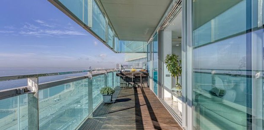 Квартира с 3 спальнями в Duc Tan, Вьетнам №25202