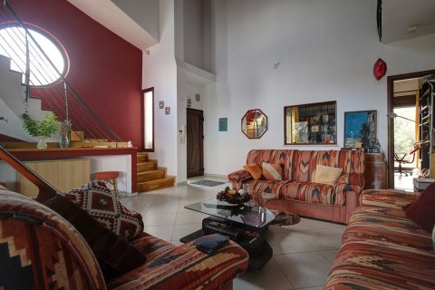 Дом с 6 спальнями в Гази, Греция №108513 9