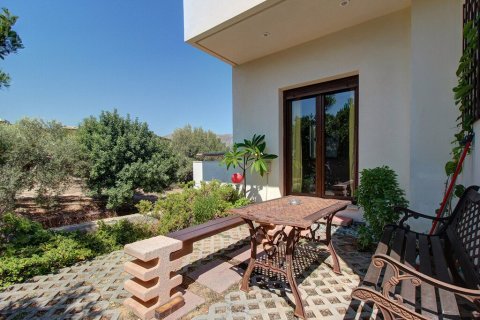 Дом с 6 спальнями в Гази, Греция №108513 6