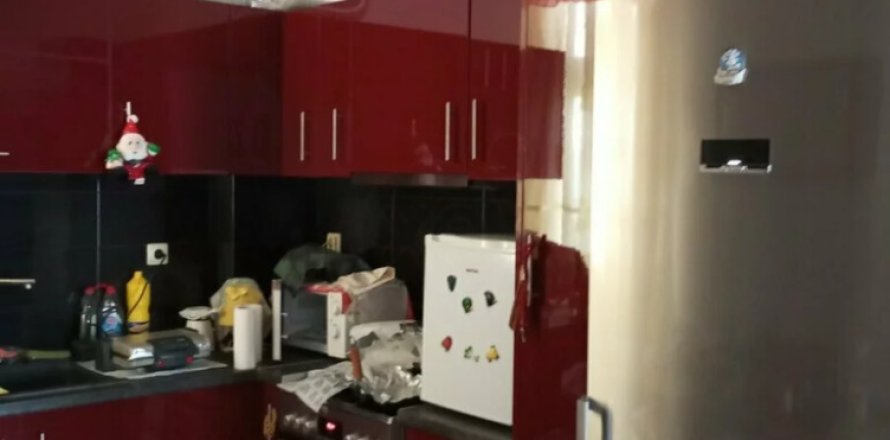 1 bedroom Building in Keratsini, Greece No. 109243