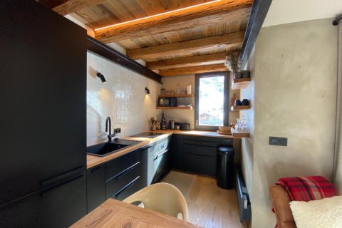 2 bedrooms Apartment in Val-d'Isere, France No. 99400 3