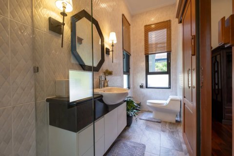 4 bedrooms House in Chiang Mai, Thailand No. 98058 27