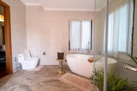 4 bedrooms House in Chiang Mai, Thailand No. 98058 19