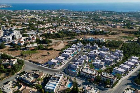 3 bedrooms Villa in Pegeia, Cyprus No. 100329 6