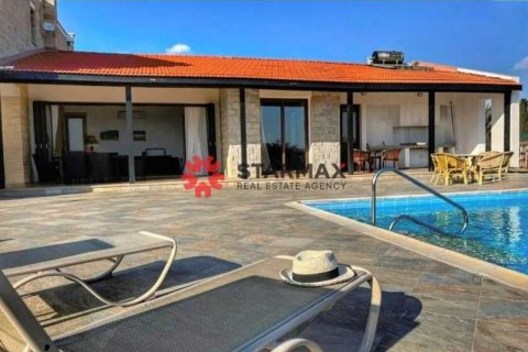 3 bedrooms Villa in Maroni, Cyprus No. 82421 2