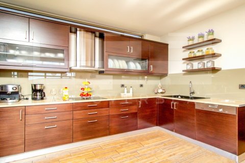 3 bedrooms Villa in Crete, Greece No. 24401 10