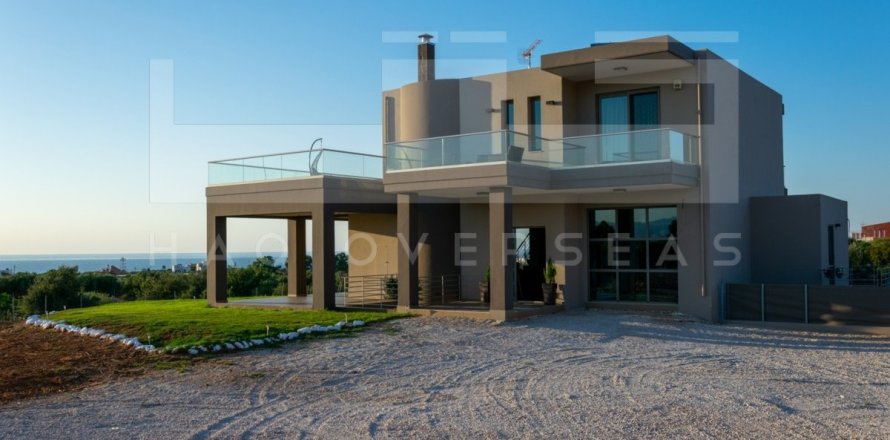 3 bedrooms Villa in Crete, Greece No. 24401